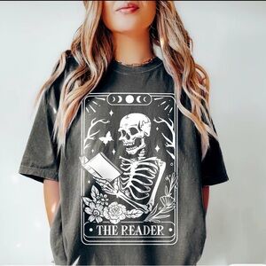 The Reader-Graphic Tee